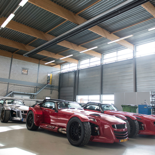 Fabryka Donkervoort ogrzewana przy pomocy promienników gazowych Mark