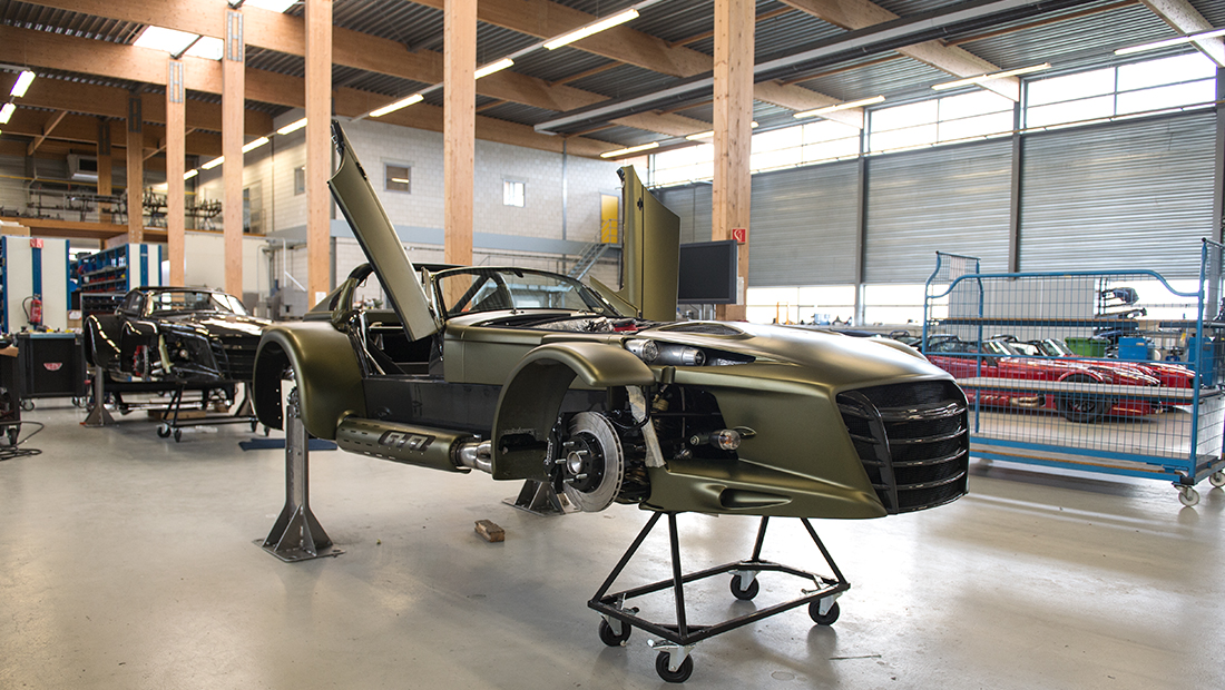 W fabryce samochodów sportowych, Donkervoort Automobielen B.V. zainstalowano promienniki gazowe Infra Line